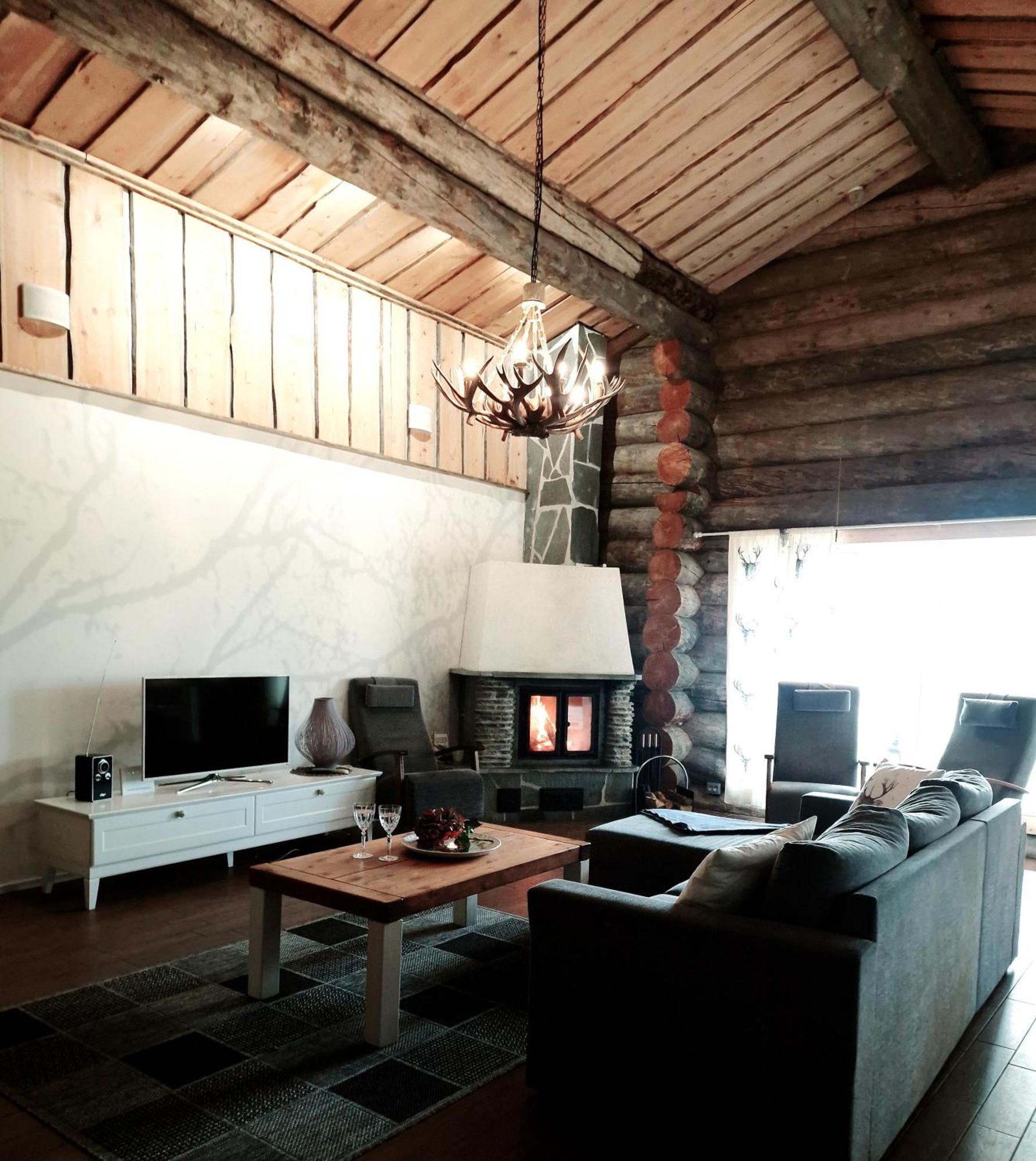 Hotel Napapiirin Jaervilomat à Luukonniemi Extérieur photo
