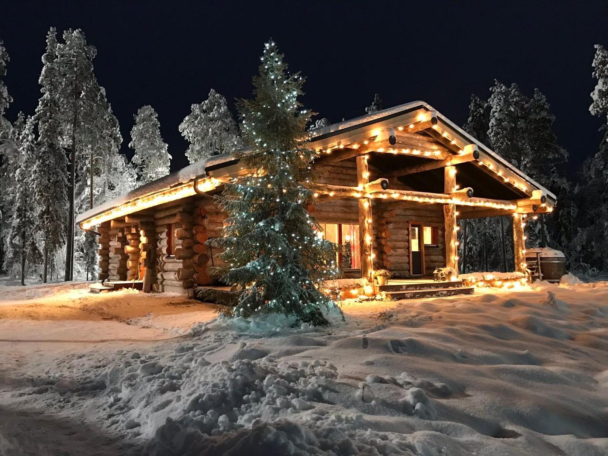 Hotel Napapiirin Jaervilomat à Luukonniemi Extérieur photo