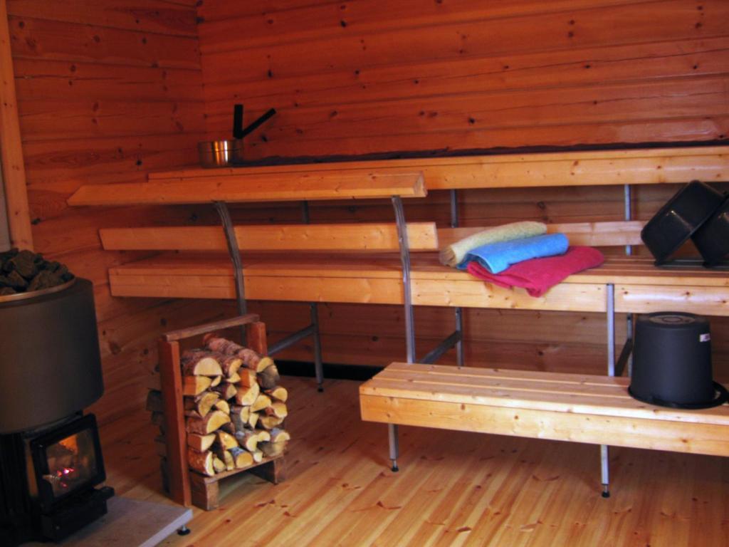 Hotel Napapiirin Jaervilomat à Luukonniemi Extérieur photo